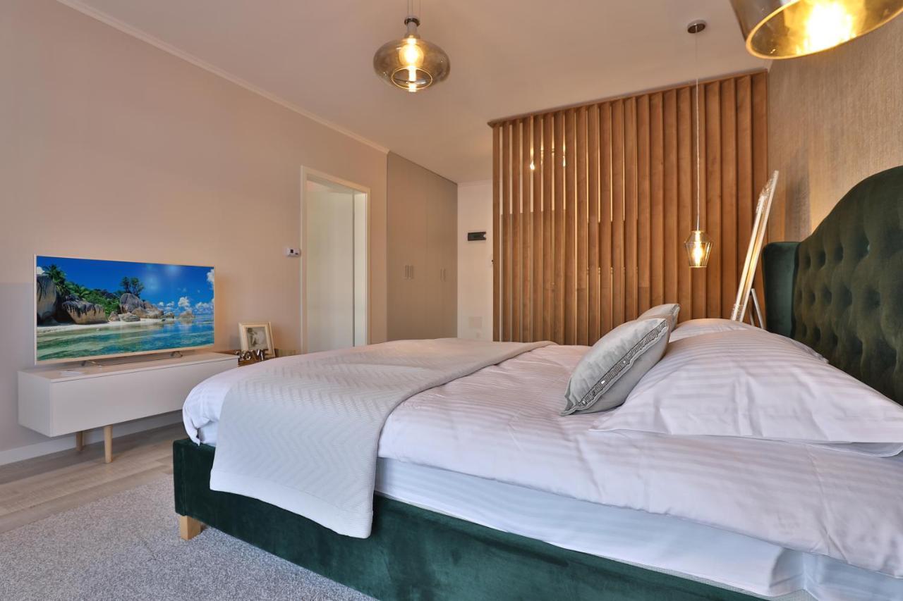 Ada Homes B46 Brasov Luaran gambar